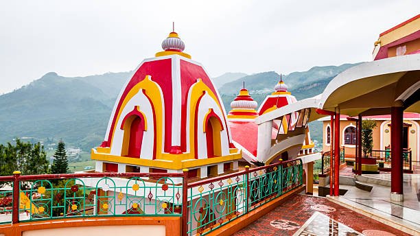 kainchi-dham-tour-package